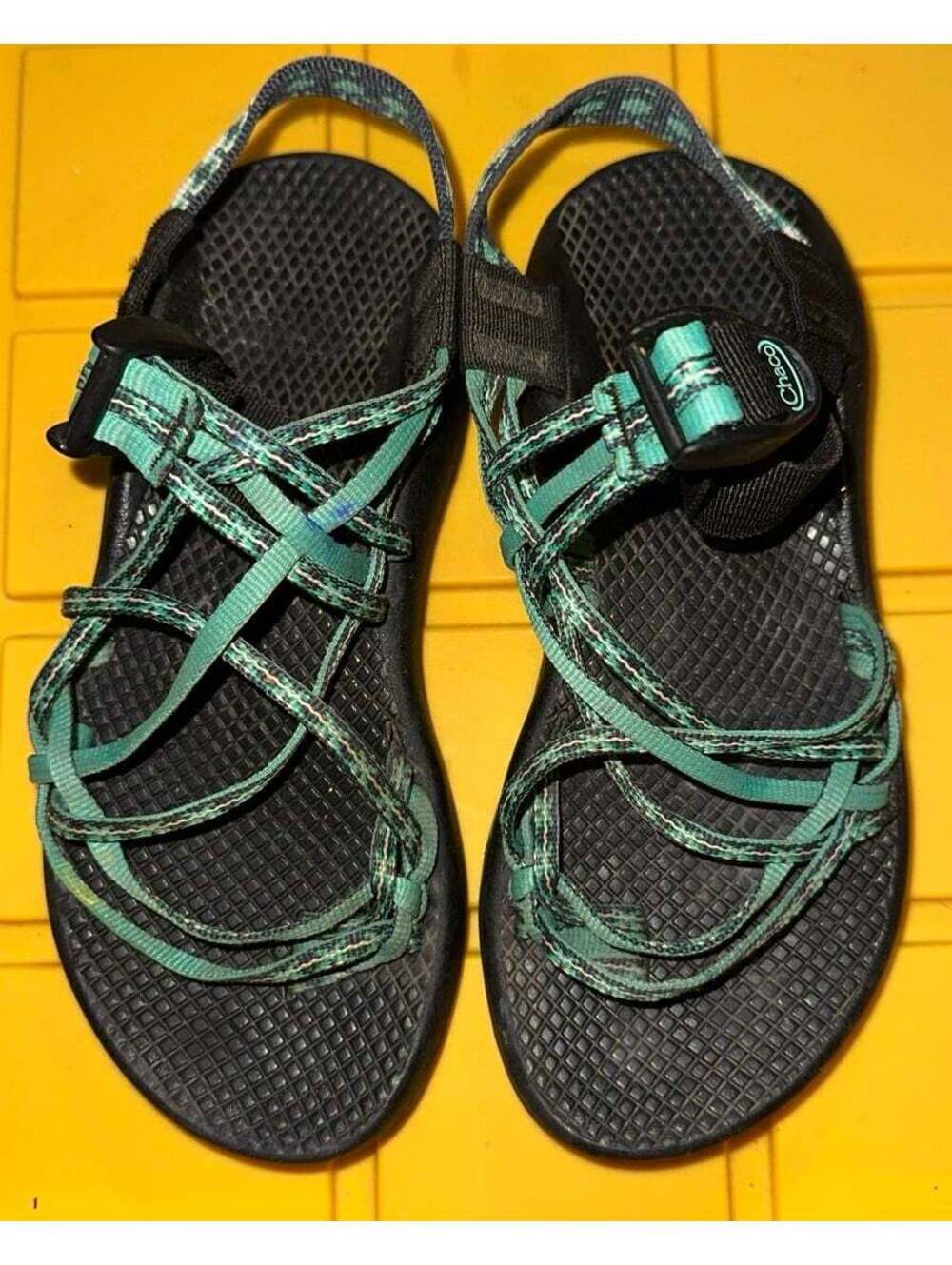Chaco sandals size women’s 6